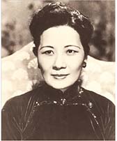 蔣宋美齡（1897〜2003）—任期最久的董事長與中美堂